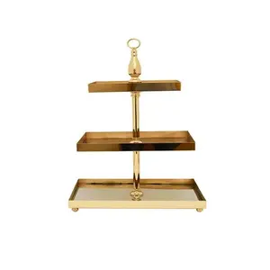 3 Tier Goudkleurige Cake Staat Op Maat Gemaakte Vorm Taartstand Middelgrote Verjaardagsfeestje Cake Stands