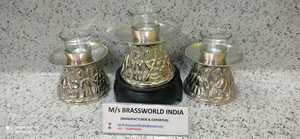 Brassworld Inde en laiton poli chauffe-plat bougeoir Style religieux église fournitures modèle d'artisanat en métal Durable - Product Image 4