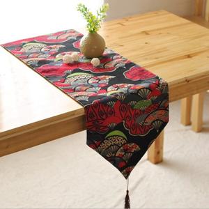 Eco Conscious 100% Coton Brodé Golf Style Géométrique 14x72 Inch 180 GSM GOTS Certified Hotel Bulk Table Runners - Product Image 5