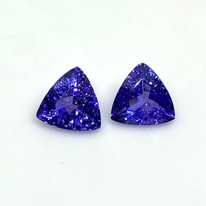 Par de Piedras Preciosas Sueltas de Tanzanita Natural de Corte Ovalado de 7 mm, Certificadas por IGI, Corte Fino - Product Image 1