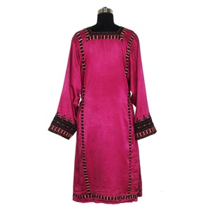 BDR078 Vintage Kutchi brodé à la main Balochi robe Vintage bohème du fournisseur indien Vintage broderie à la main bohème - Product Image 2