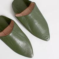 Babouches marocaines en cuir véritable vert olive pour femmes et hommes - Utilisation intérieure/extérieure - Fabriquées au Maroc pour l'été/le printemps/l'automne