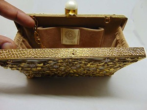 Pochette brodée en perles et métal, petit porte-monnaie décoratif - Product Image 3