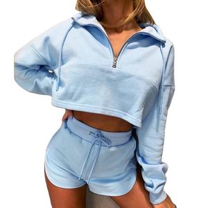 Ensemble de hauts courts actifs deux pièces pour femmes personnalisées de haute qualité sweat à capuche court et short en gros - Product Image 5