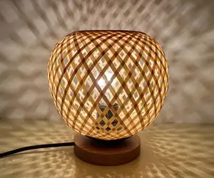 热销项目高品质小竹木底桌照明装饰台灯卧室装饰台灯