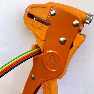 Chất lượng ổn định tự động dây vũ nữ Thoát y mỏ vịt Kìm s55c Carbon thép tự điều chỉnh vũ nữ Thoát y 0.2-4.0mm công suất Metric OEM - Product Image 6