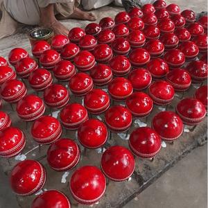 Pelota de cuero de grillo promocional con logotipo personalizado de alta calidad, calidad con servicio OEM - Product Image 6