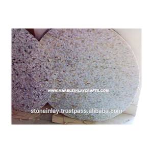 Table ronde en pierre avec nacre naturelle, décoration de coquille de mer - Product Image 1