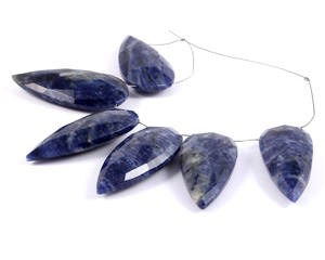 Piedra preciosa de sodalita Natural para fabricación de joyas, piedra preciosa de Briolette de pera, facetada, calibrada, tamaño 41x17mm, precio al por mayor - Product Image 3