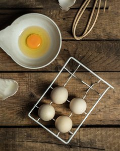 Support de stockage d'oeufs en métal enduit de poudre noire avec étagère d'affichage parfaite de conception de six supports pour l'usage d'ustensiles de cuisine et de hotelware - Product Image 6