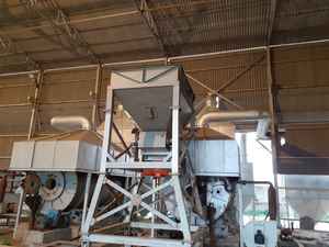 Horno rotativo de fusión de plomo, planta de reciclaje de baterías de plomo, planta de reciclaje de 3 toneladas de capacidad - Product Image 3