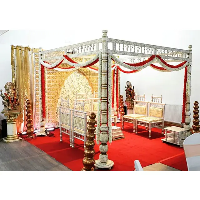 魅力的なインドの結婚式SankhedaMandap装飾インドとアジアの結婚式SankhedaMandap英国ベンガルの結婚式SankhedaMandap