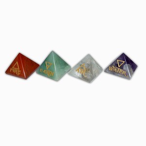 Juego de elementos de Reiki, pirámide de piedra Natural, juego de elementos de Reiki - Product Image 1