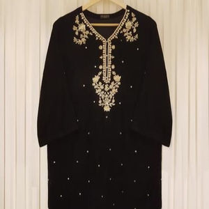 Nuevo y elegante conjunto de pantalón Kurta 2024 con hermoso trabajo de bordado perfecto para funciones de boda y ropa de fiesta trajes étnicos - Product Image 1