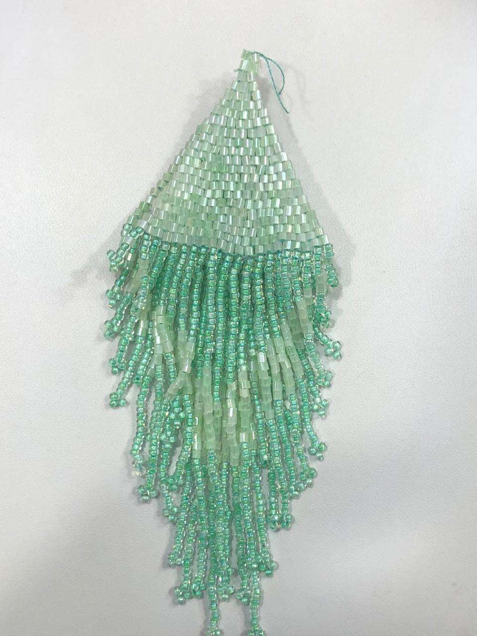 สีเขียว