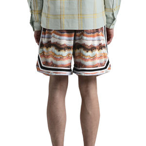 Short de basket-ball rétro classique pour homme avec motif solide imprimé OEM ODM Service Style rétro Impression par sublimation - Product Image 4