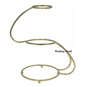 Juego de cuatro soportes de pastel de metal Forma cuadrada Soporte de pastel hecho a mano Soporte de pastel de diseñador de lujo de alta calidad - Product Image 2