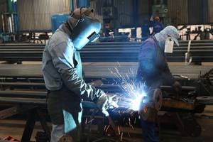 De La Torre de acero para la empresa de telecomunicaciones de acero monopolo Telecom torre eléctrica suministros de equipo - Product Image 6