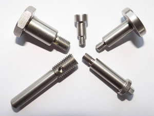 Usinage CNC de précision des composants en acier inoxydable laiton cuivre aluminium pour l'éclairage du prototypage rapide - Product Image 4