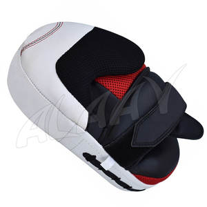 Focus Pad Mitt La mejor forma curva hecha de cuero genuino o cuero artificial Enfoque personalizado Nuevo diseño Focus PadsPads - Product Image 4