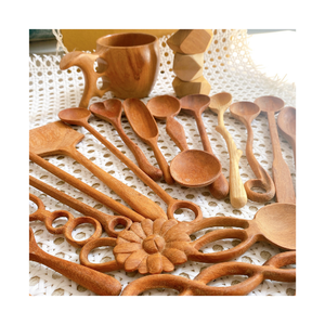 Cuillère décorative en bois rouge, ustensiles de cuisine, en bois naturel, pour la cuisine, les restaurants et les cafés - Product Image 2