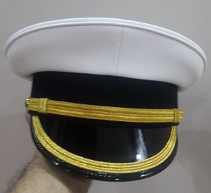 Chất lượng cao tùy chỉnh diễu hành ban nhạc Mũ Trắng sĩ quan <span class=keywords><strong>Visor</strong></span> peck <span class=keywords><strong>hat</strong></span> với dây đeo da người Anh Đầu mặc - Product Image 3