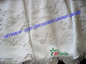 Rideau de douche de bonne qualité avec broderie-No 2 - Product Image 3