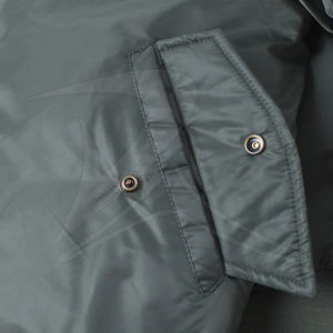 Chaqueta Bomber de Invierno de Punto Entallada para Hombre, Talla Grande, con Cremallera, Casual, Mangas Largas, Relleno de Algodón, Venta al por Mayor Personalizada - Product Image 3