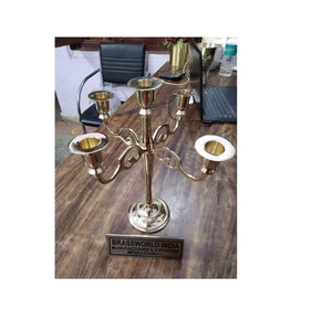 Candelabro de latón de 5 brazos, suministros de Iglesia, Brassworld, India, nuevo diseño - Product Image 1