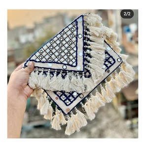 Bolso de mano hecho a mano con cuentas de cristal blanco, bolso de mano elegante de tela ecológica con patrón personalizado para damas, precio de trabajo con espejo - Product Image 1