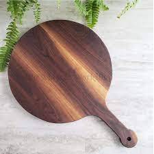 Plato de pizza con forma de corazón de madera de mango y tabla de cortar para uso doméstico en la cocina - Product Image 6