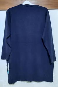 Lot de vêtements du Bangladesh avec étiquettes de marque – Pulls décontractés à manches longues pour femmes, col en V, ouverts sur le devant - Product Image 2