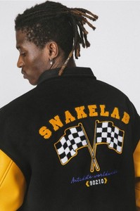 Wholesale Custom Long Sleeve Yellow Black Baseball Varsity Jacket Men OEM Chenille Embroidered College Letterman Jackets - Product Image 4