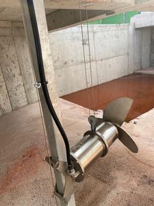 Nueva máquina mezcladora de fertilizantes de alta calidad, mezclador de tipo Vertical, 15KW, 1000 Dv/min, 24 amperios, Motor de 2 o 3 alas hecho en Turquía - Product Image 4