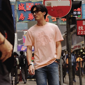 2020 Trung Quốc Nhà Cung Cấp Custom Emboss Logo 100 Cotton Áo Thun Màu Rắn Nổi Crew Cổ Tee 160 Gam 180 Gam 200 Gam Cotton 3D Nổi T - Product Image 2