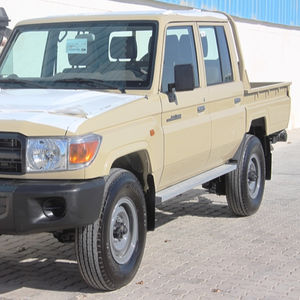 2018 utilisé pour le pick-up HILUX Diesel Turbo FWD avec sièges en cuir intérieur léger R17 pneus - Product Image 2