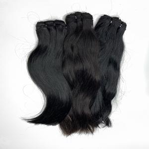 Extensiones de cabello humano ondulado virgen de Jai Ambey - Product Image 1