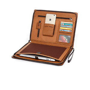 Dossier de conférence A4 Soft Touch avec organisateur de Pad et fermeture éclair - Product Image 1