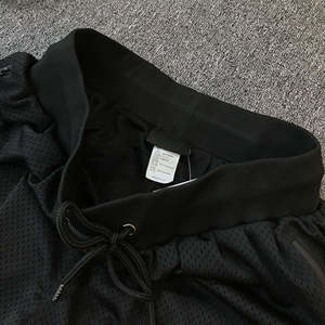 Pantalones cortos de baloncesto transpirables para hombre, cortos de baloncesto con bordado de malla, sublimados, personalizados - Product Image 5