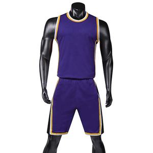 Uniforme de basket-ball personnalisé de haute qualité ensemble de gros respirant dans des tailles plus vêtements de basket-ball à sublimation - Product Image 4
