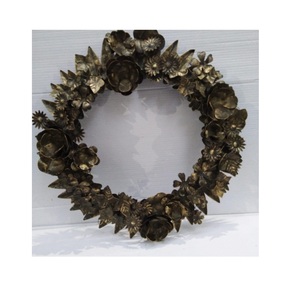Guirnalda de hojas de metal decorativa navideña de alta calidad - Product Image 1