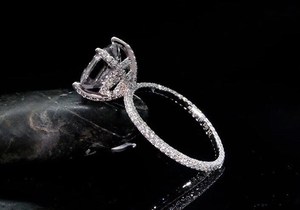 3.00CT Asscher Cut Moissanite Diamond Anillo de compromiso 925 Sterling Silver Hidden Halo para mujeres - Product Image 2