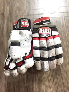 Custom SS SUNRIDGES AEROLITE CRICKET BATTING GLOVES - Product Image 2