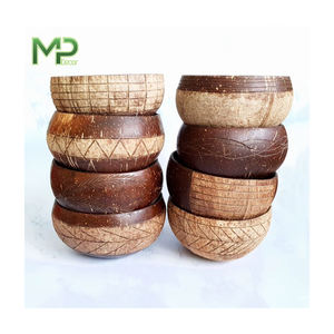 Bol en noix de coco poli écologique du Vietnam Décoration intérieure ou vaisselle durable - Product Image 4