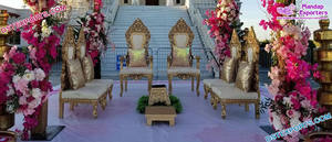 Set de chaises mandala indien en bois, ensemble chaise, Mandap, blanc, pour mariage, Gujarati - Product Image 2