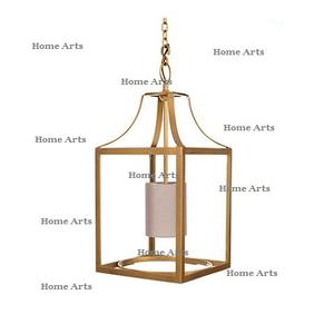 Lanterne suspendue en laiton faite à la main forme et taille personnalisées lanterne pour accessoires de décoration intérieure lanterne en vrac - Product Image 1