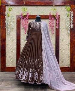 Georgette longue robe maxi à manches longues est spécialement conçue pour être confortable en gros prix le plus bas marché du textile Surat ethnique - Product Image 3