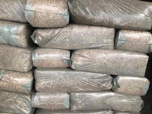 Sawdust &amp; <strong>Wood</strong> <strong>Shavings</strong> for animal bedding materials - Product Image 6