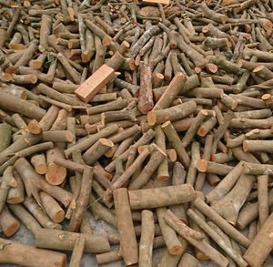 Top Sale Hard <b>Wood</b> Firewood for BBQ & Heating 5-6 Hours Burning Time 5% Moisture <b>Sticks</b> - Product Image 6