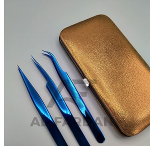 Pinzas de extensión de pestañas azules de plasma de titanio Agarre suave de acero inoxidable sólido con punta puntiaguda y fundas magnéticas - Product Image 5
